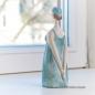 Preview: Frauen Figur Charlotte in blauem Trägerkleid (20 cm)
